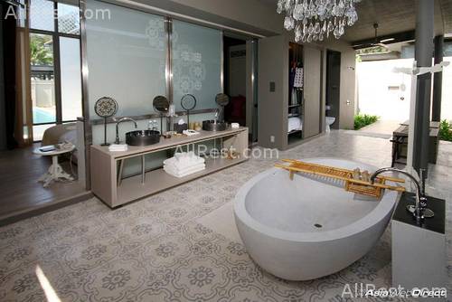SALA Phuket Resort & Spa 22